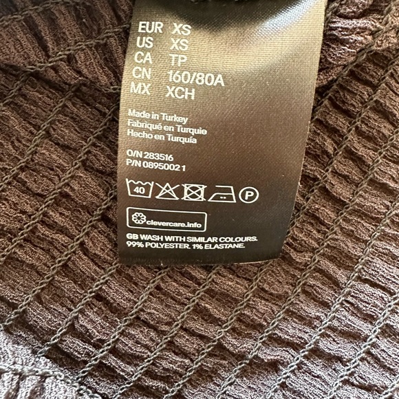 NWT H&M Cropped Puff Sleeve Top - Picture 7 of 7